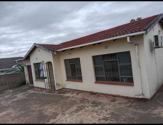 3 BEDROOM PROPERTY TO RENT IN NGWELEZANA